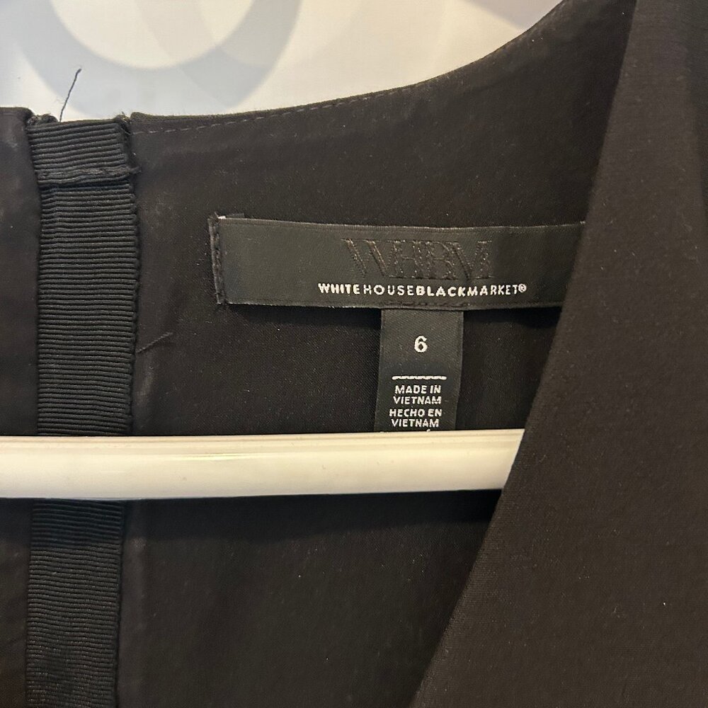 NWOT. White House Black Market Sleeveless V-Neck Colorblock Sheath - Picture 2 of 4